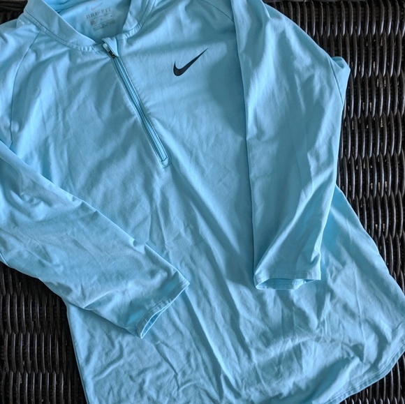 Nike Tops - Nike 3/4 Sleeve Top